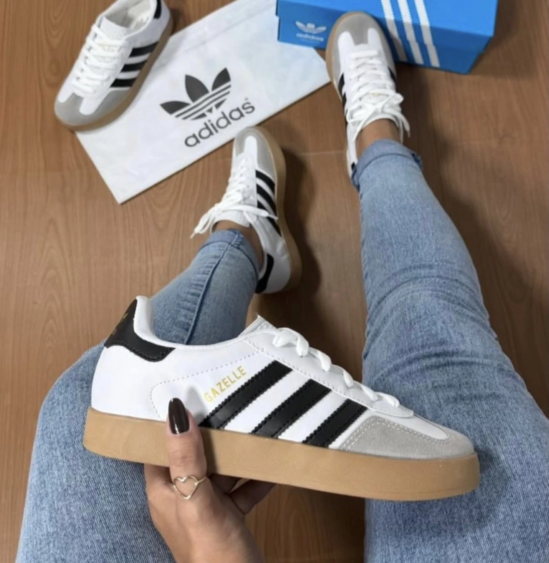 Adidas Gazelle OG disponible en el catálogo KindMind