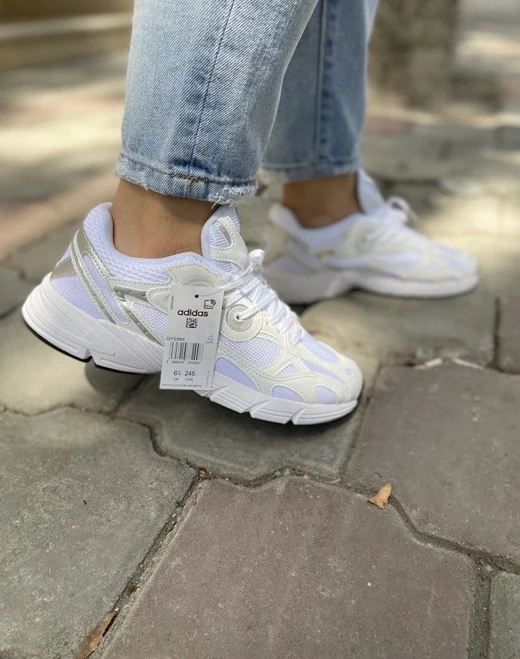 Adidas Astir en Adidas Astir