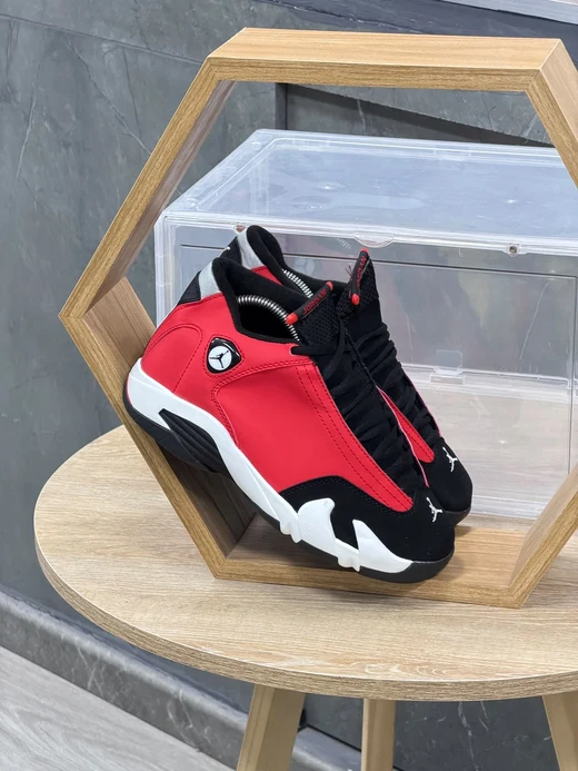 Air Jordan 14 Retro en Air Jordan 14 Retro