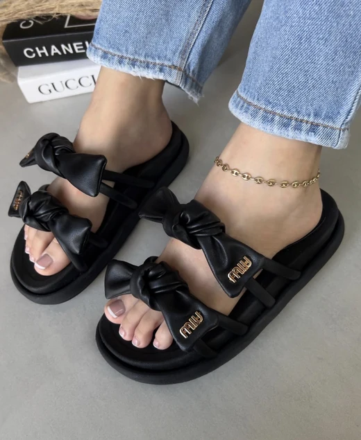 Miu Miu Black en Miu Miu Black