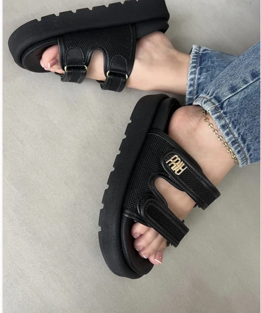 Miu Miu Negro en Miu Miu Negro
