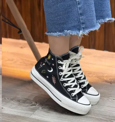 Converse Chuck Taylor All Star Lift en Converse Chuck Taylor All Star Lift
