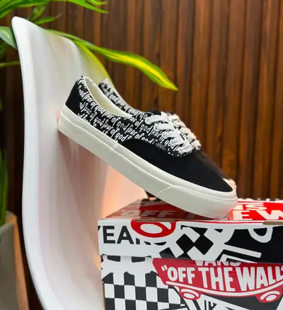 Fear of God x Vans Era 95 DX en Fear of God x Vans Era 95 DX